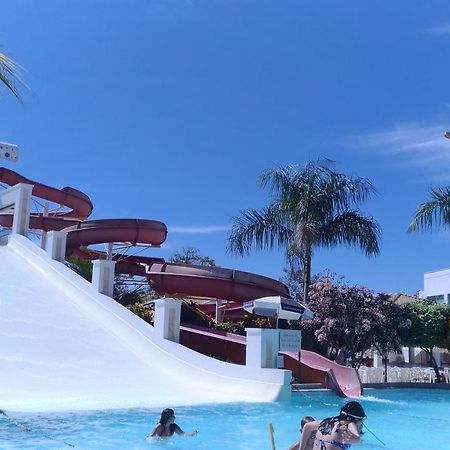 Thermas Lacqua Diroma Com Piscina De Ondas Gratis 24Horas Caldas Novas Exterior foto